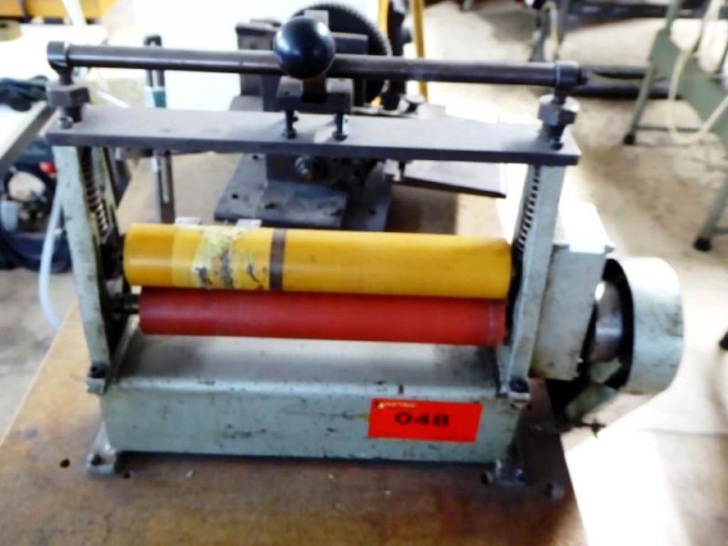 Maschinen zur Gürtelherstellung und Metallbearbeitung -2