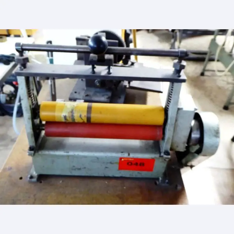 Maschinen zur Gürtelherstellung und Metallbearbeitung -2