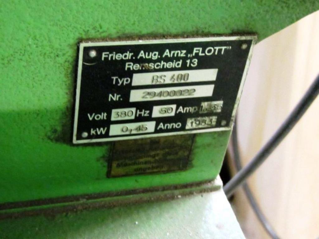 Maschinen zur Gürtelherstellung und Metallbearbeitung -3