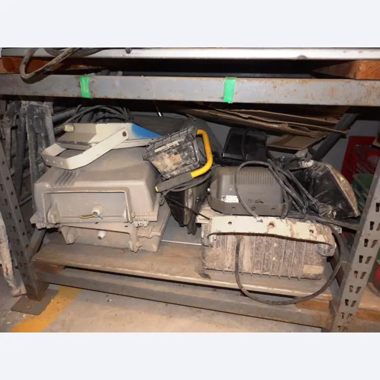 Baumaschinen und Zusatzausrüstung-6