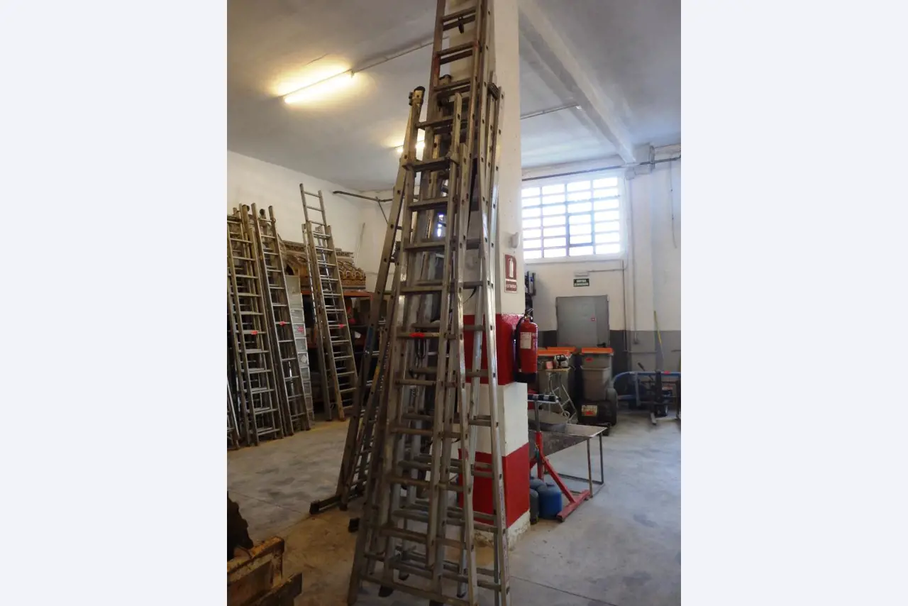 Gradbeni stroji in dodatna oprema-1