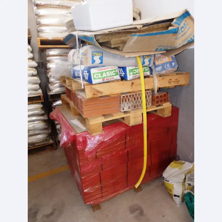 Equipos auxiliares y materiales para construcción-5