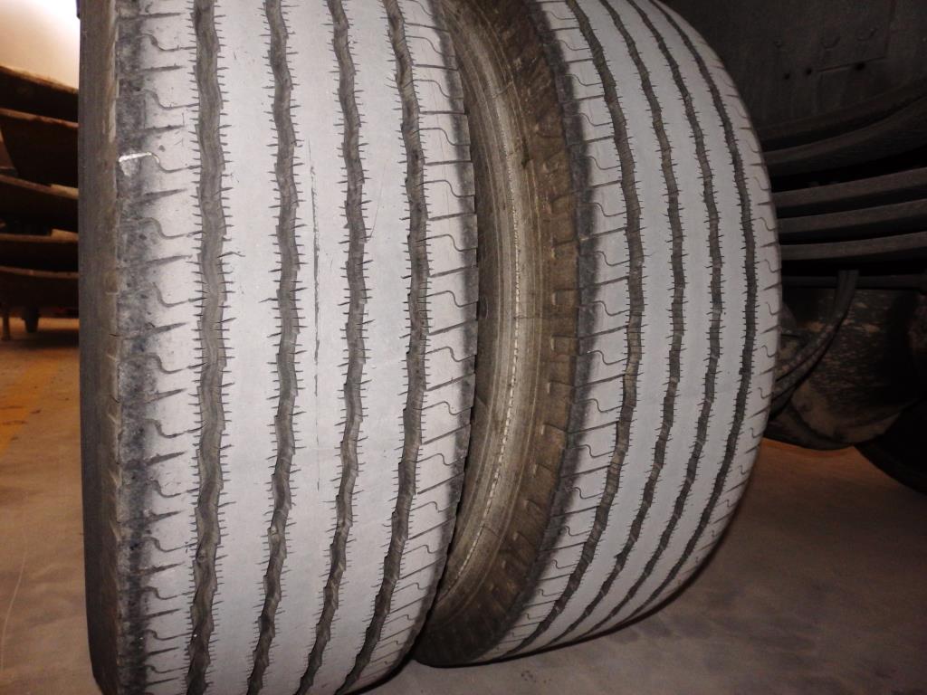 
Máquinas de construção e equipamento adicional-14