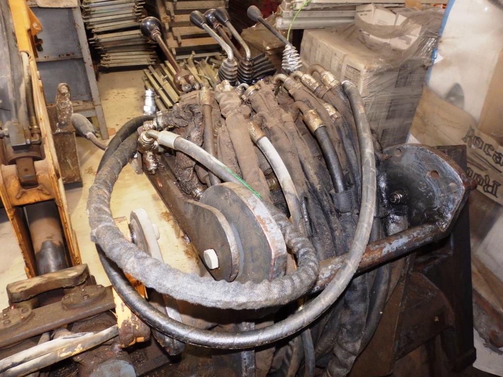 
Máquinas de construção e equipamento adicional-2