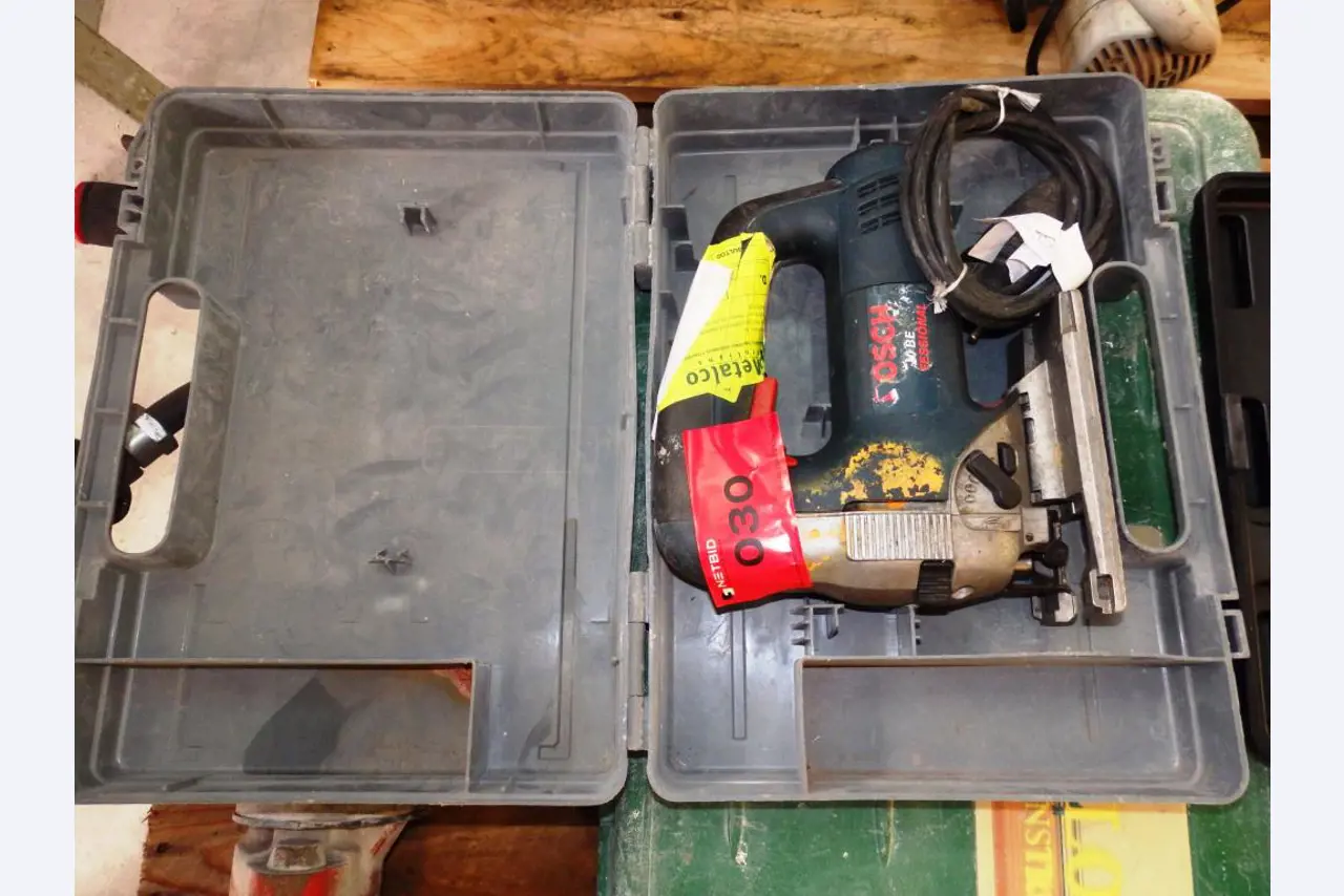 Equipos auxiliares y materiales para construcción-1