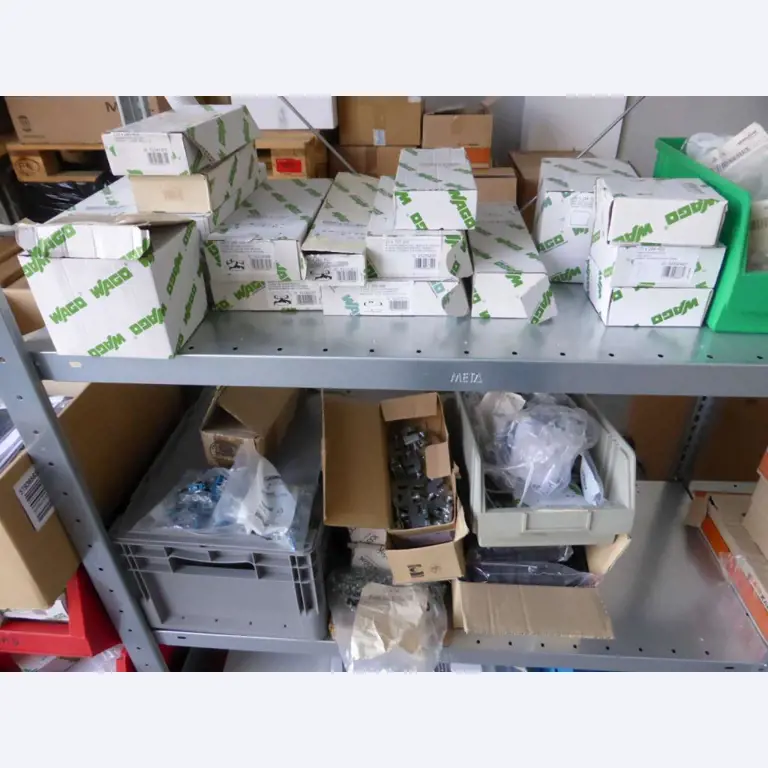 Máquinas Montagem de cabos/construção de armários de controlo-2