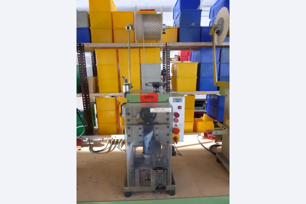 Machines cable assembly/control cabinet construction-1