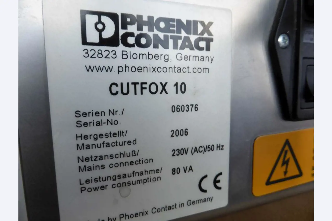 Máquinas Montagem de cabos/construção de armários de controlo-2