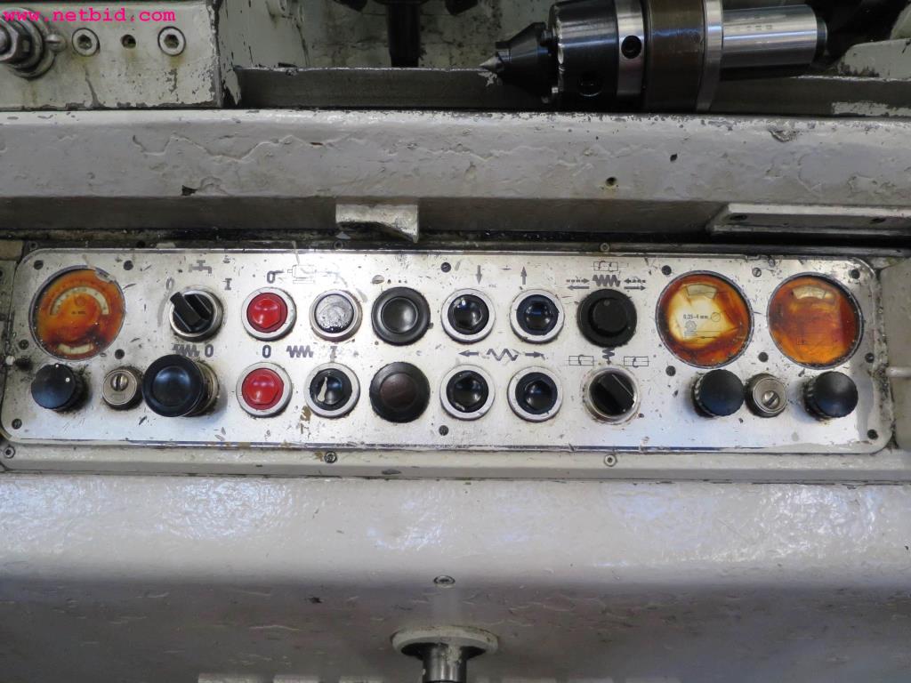 Gear manufacturing machines -7