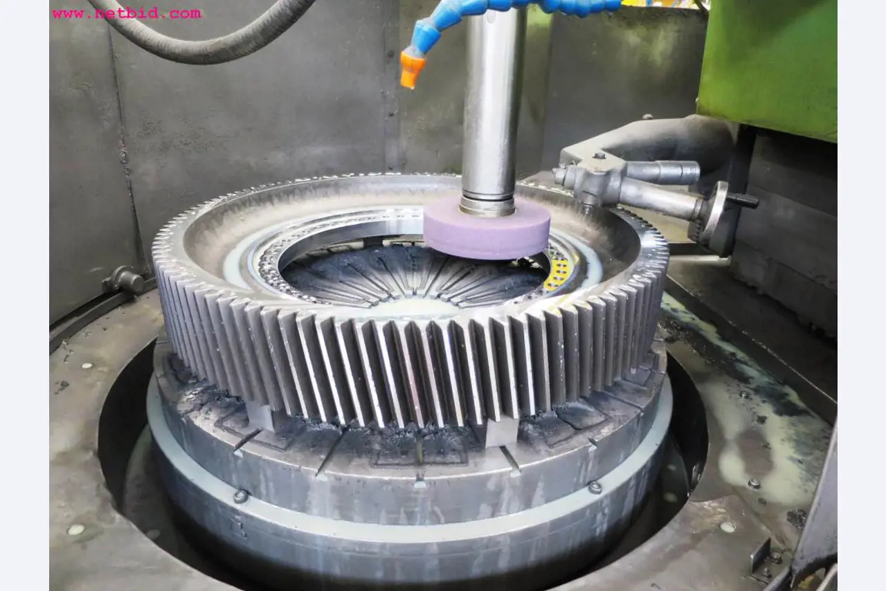 Maschinen zur Zahnradfertigung -10