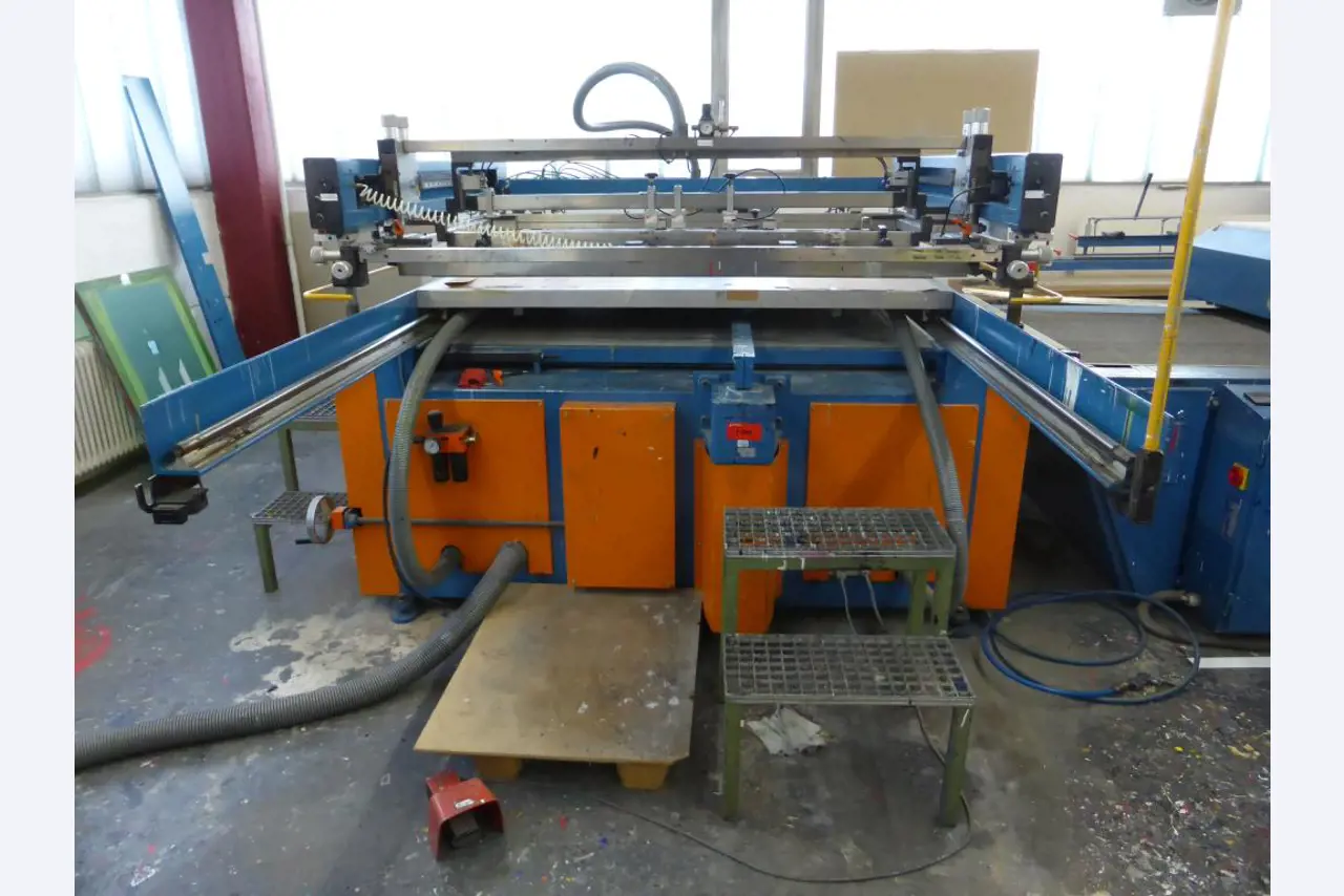 Wood working and plastic forming machinery-1