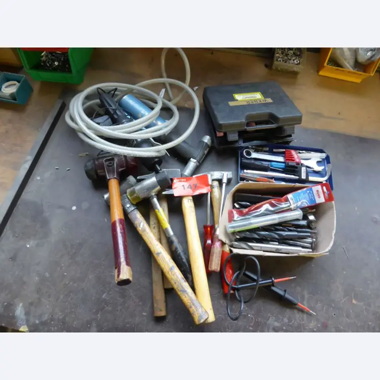 Maschinen Holzbearbeitung und Kunststoffumformung-1