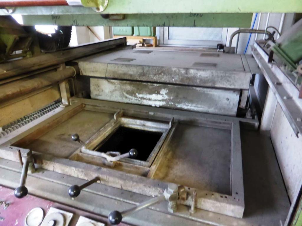 Wood working and plastic forming machinery-2