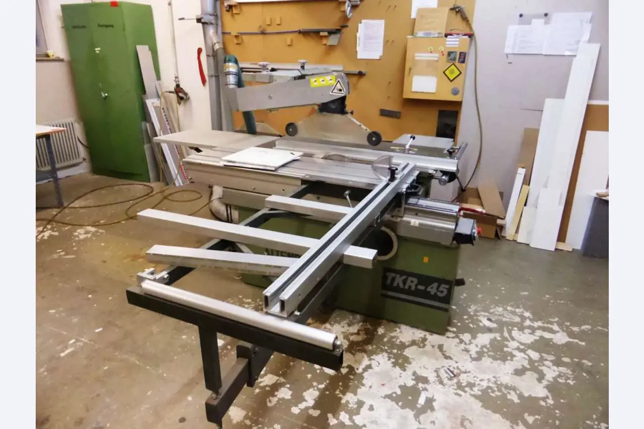 Wood working and plastic forming machinery-2