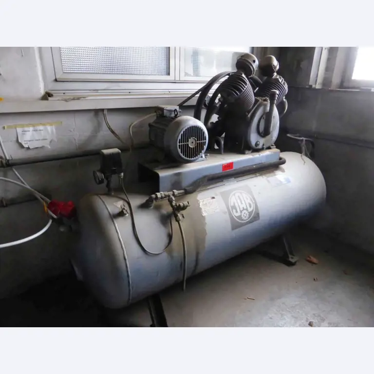 Wood working and plastic forming machinery-1