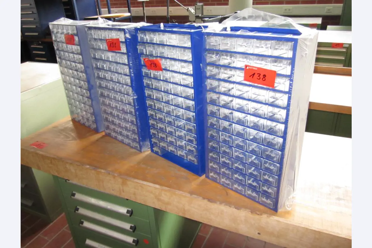 Workshop equipment-11