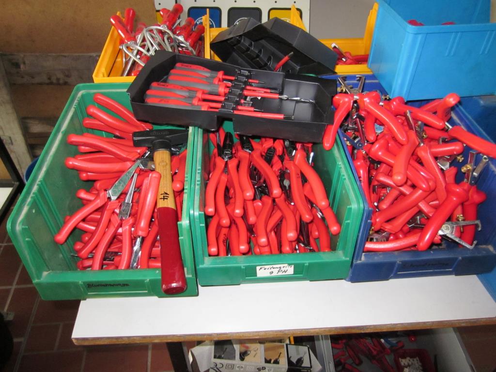 Workshop equipment-19