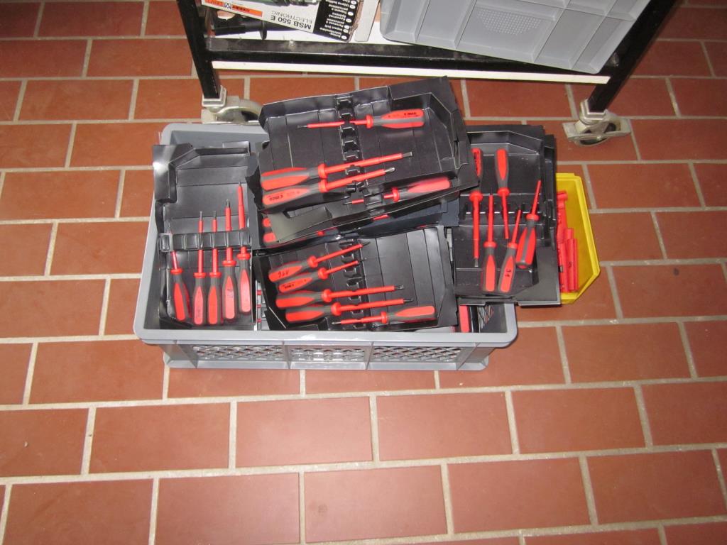 Workshop equipment-21