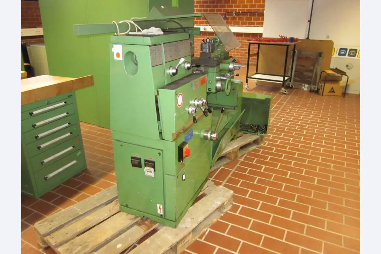 Workshop equipment-3