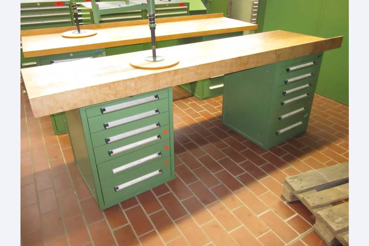 Workshop equipment-1