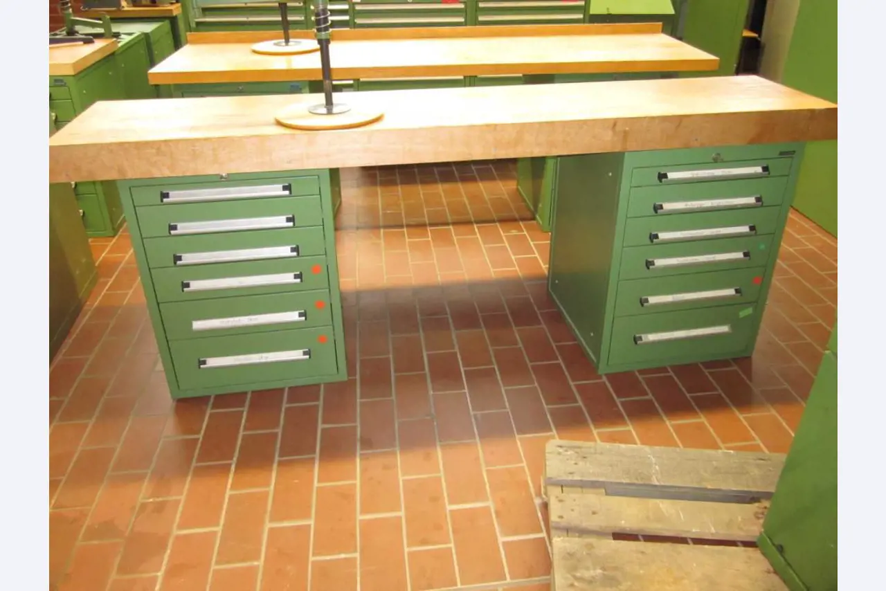 Workshop equipment-2