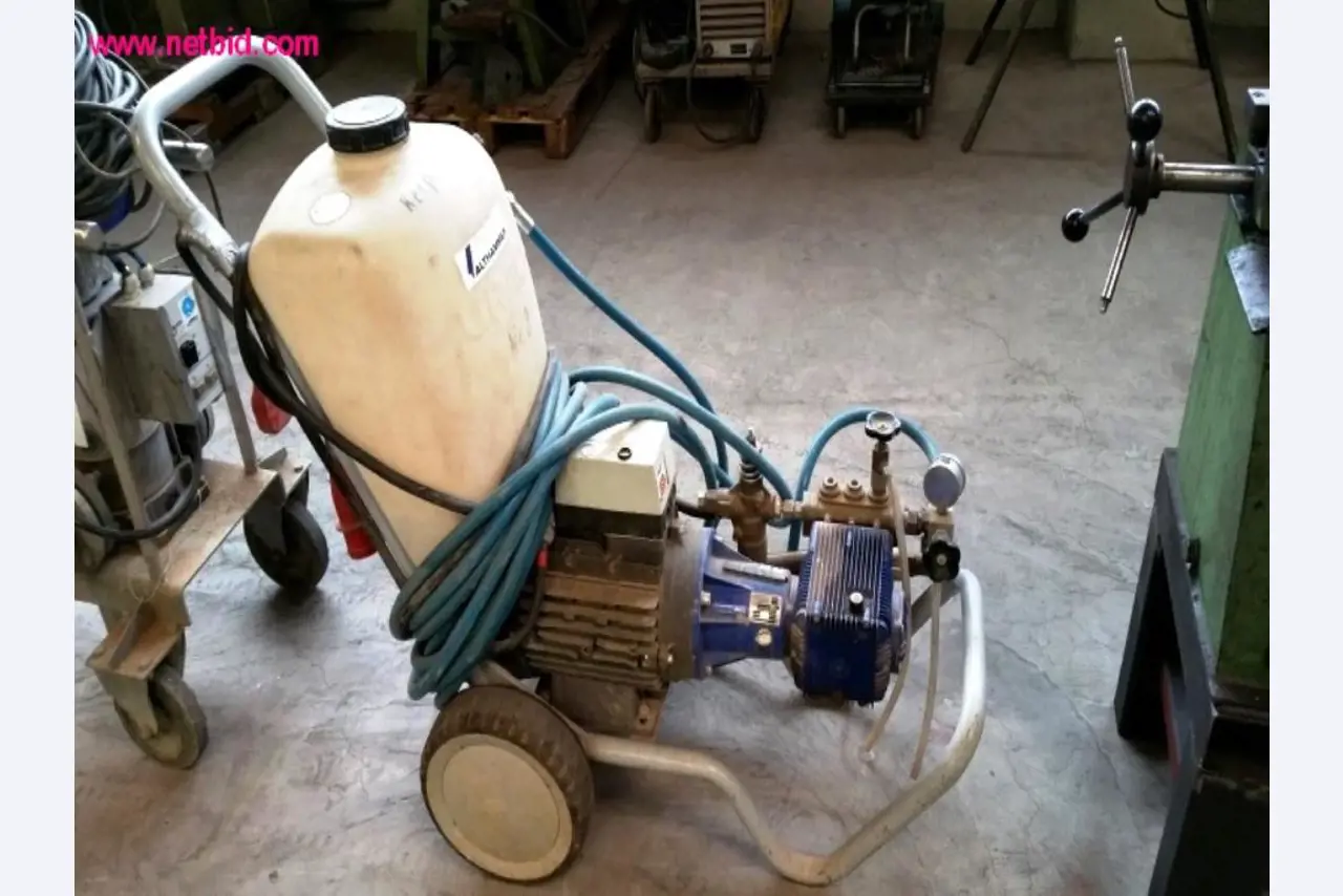 Construção de tanques e produção de tubos-1