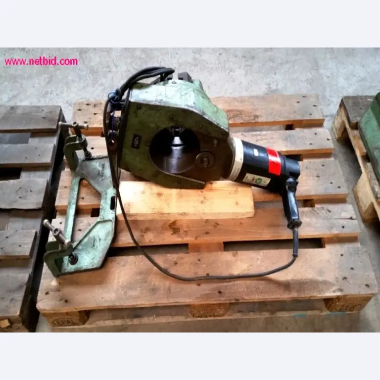 Construção de tanques e produção de tubos-1