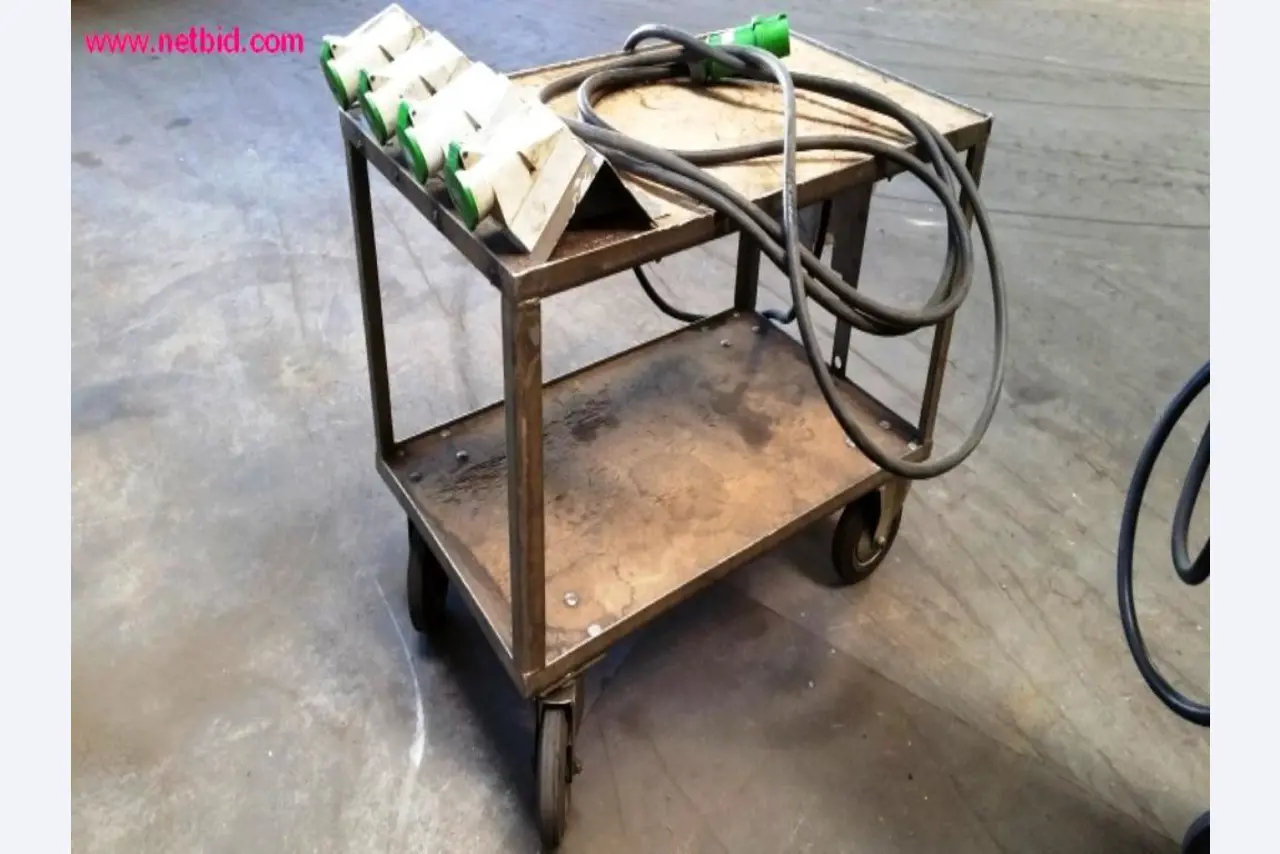 Construção de tanques e produção de tubos-1