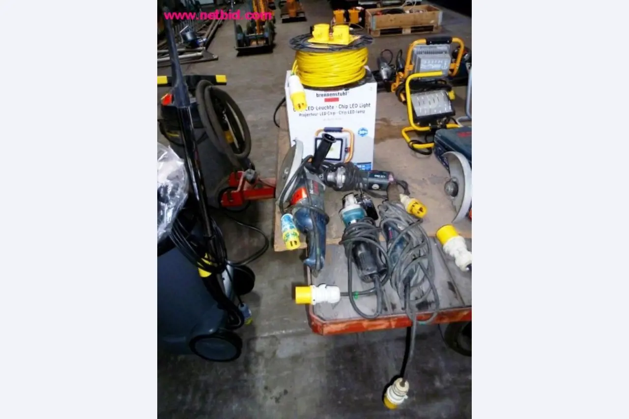 Construção de tanques e produção de tubos-1