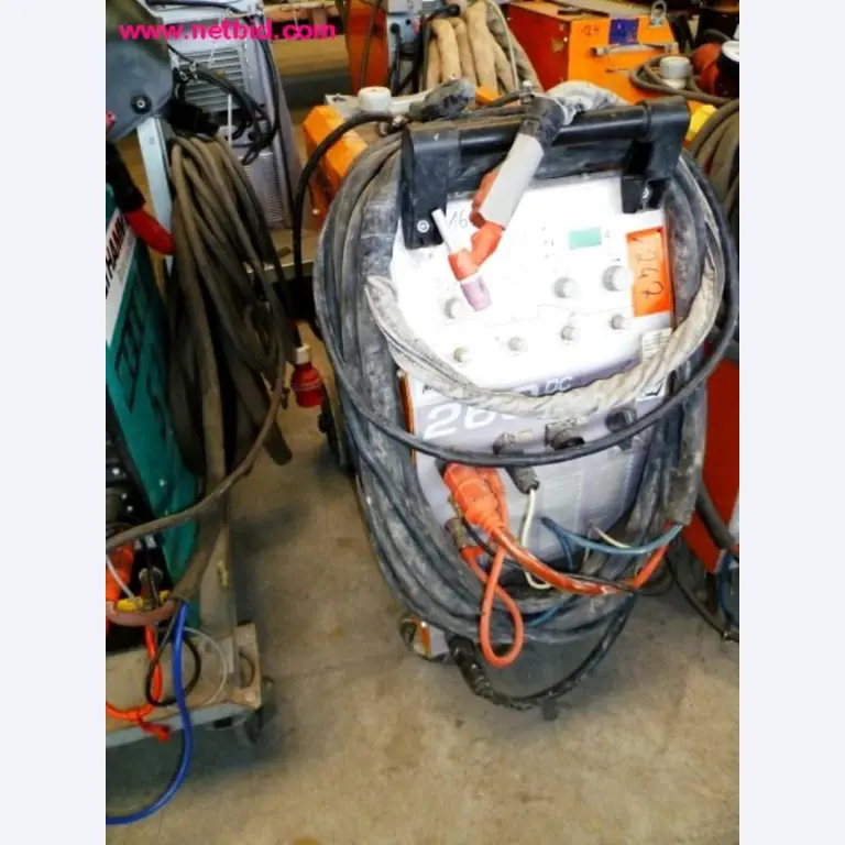 Construção de tanques e produção de tubos-1