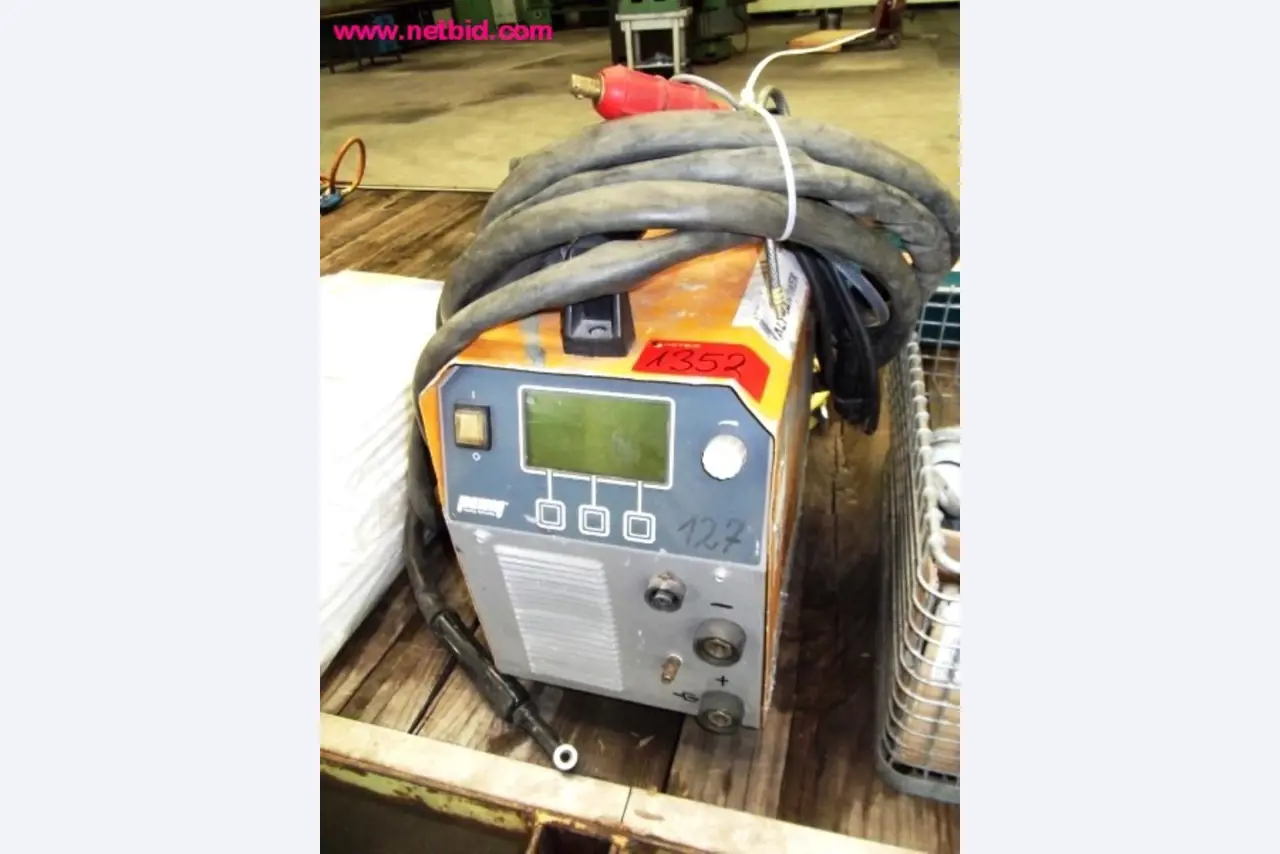 Construção de tanques e produção de tubos-1