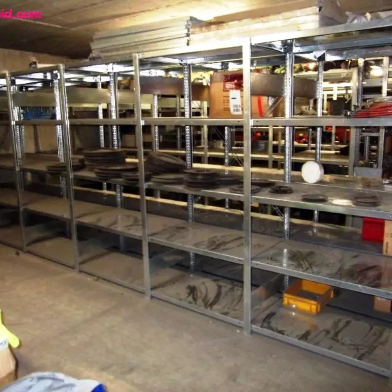 ca. 50 lfm. Plug-in shelving - Attention: later release