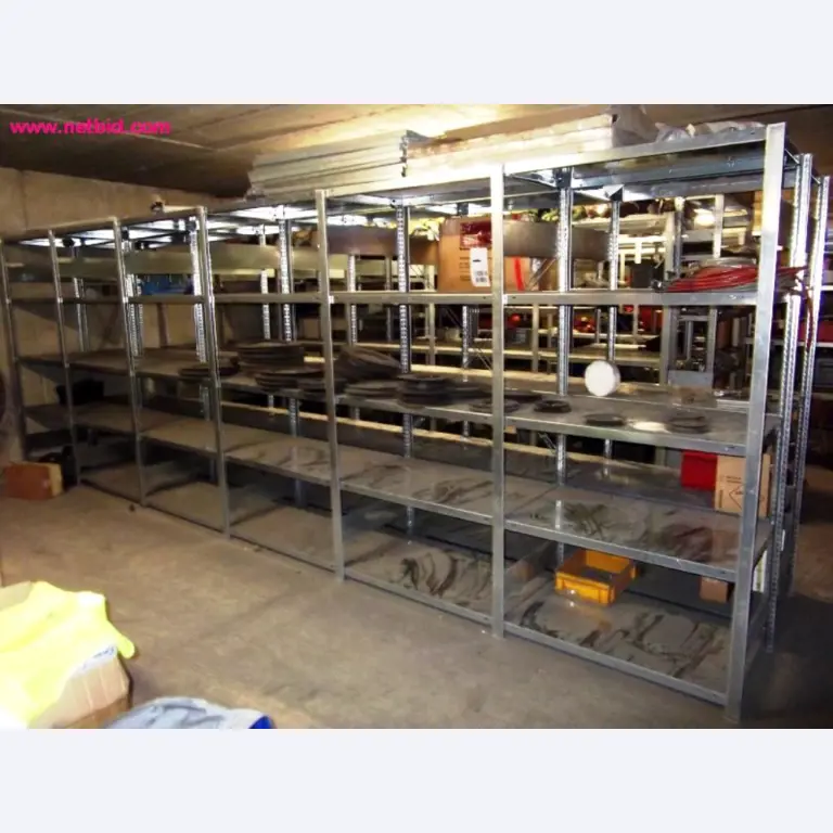 Construção de tanques e produção de tubos-1