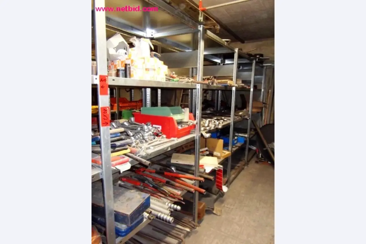 Construção de tanques e produção de tubos-1