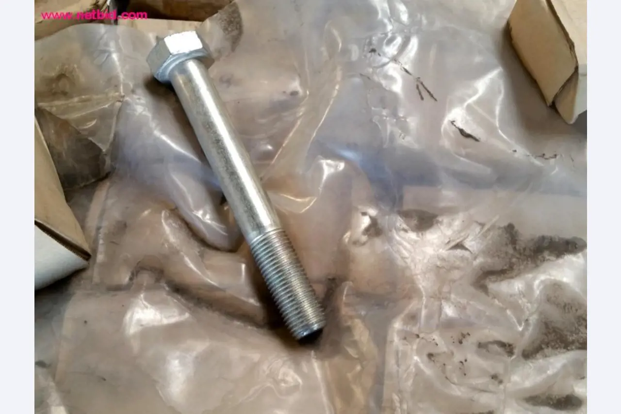 Construção de tanques e produção de tubos-2