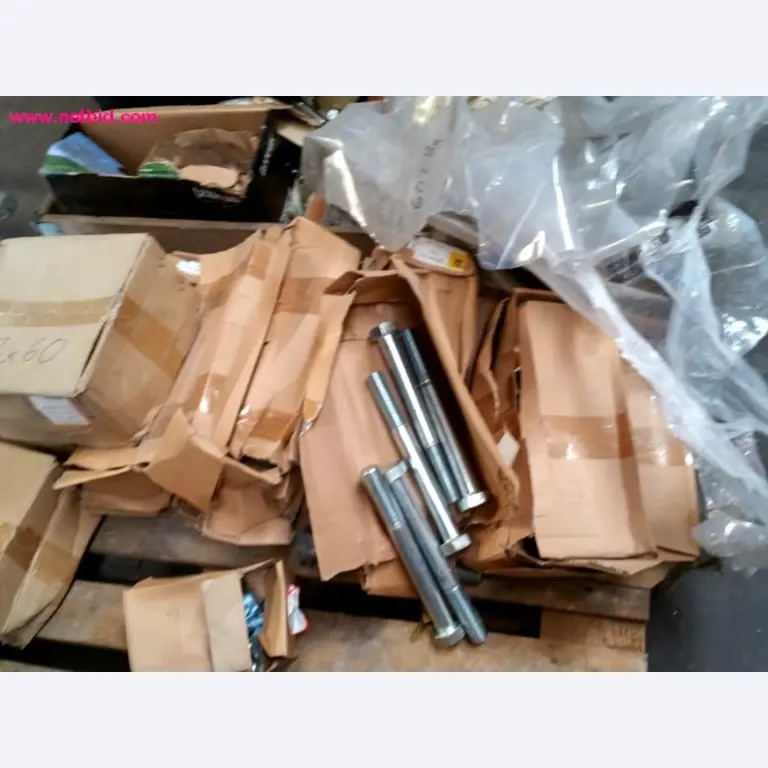 Construção de tanques e produção de tubos-7