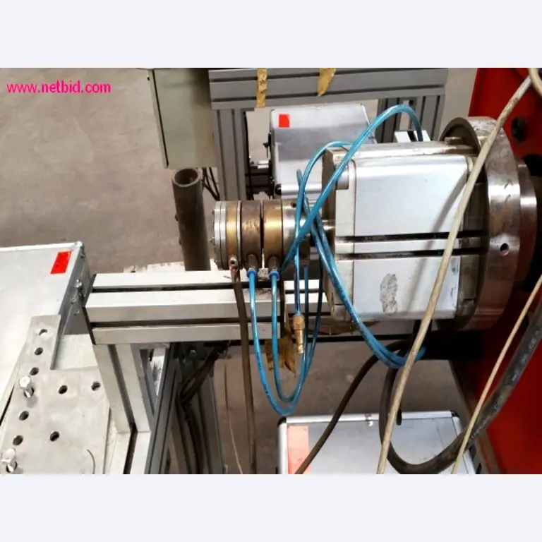 Construção de tanques e produção de tubos-11