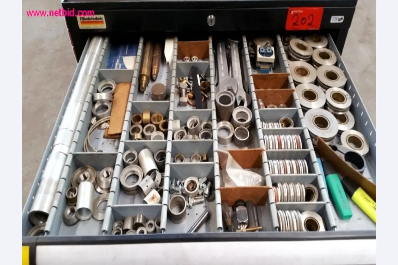 Construção de tanques e produção de tubos-2