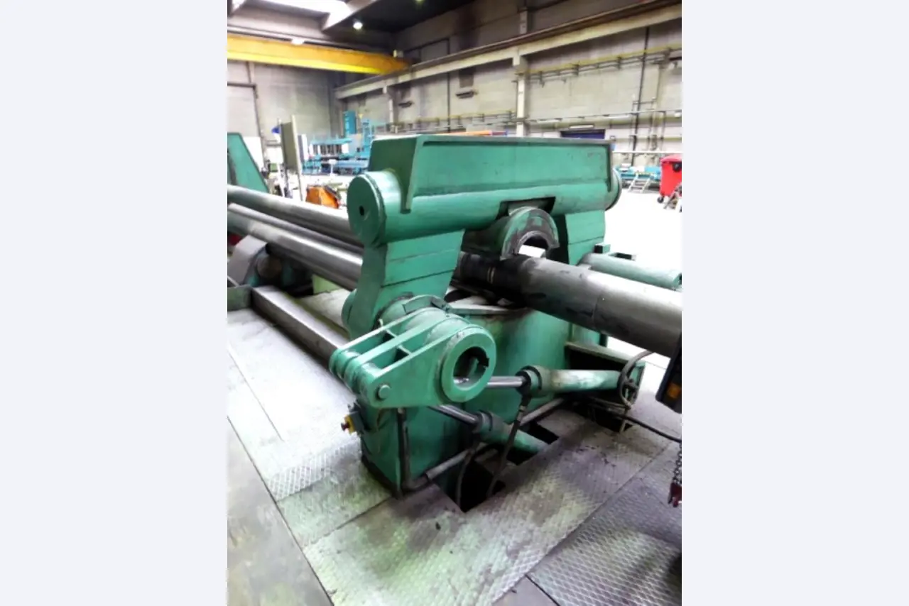 Construção de tanques e produção de tubos-8