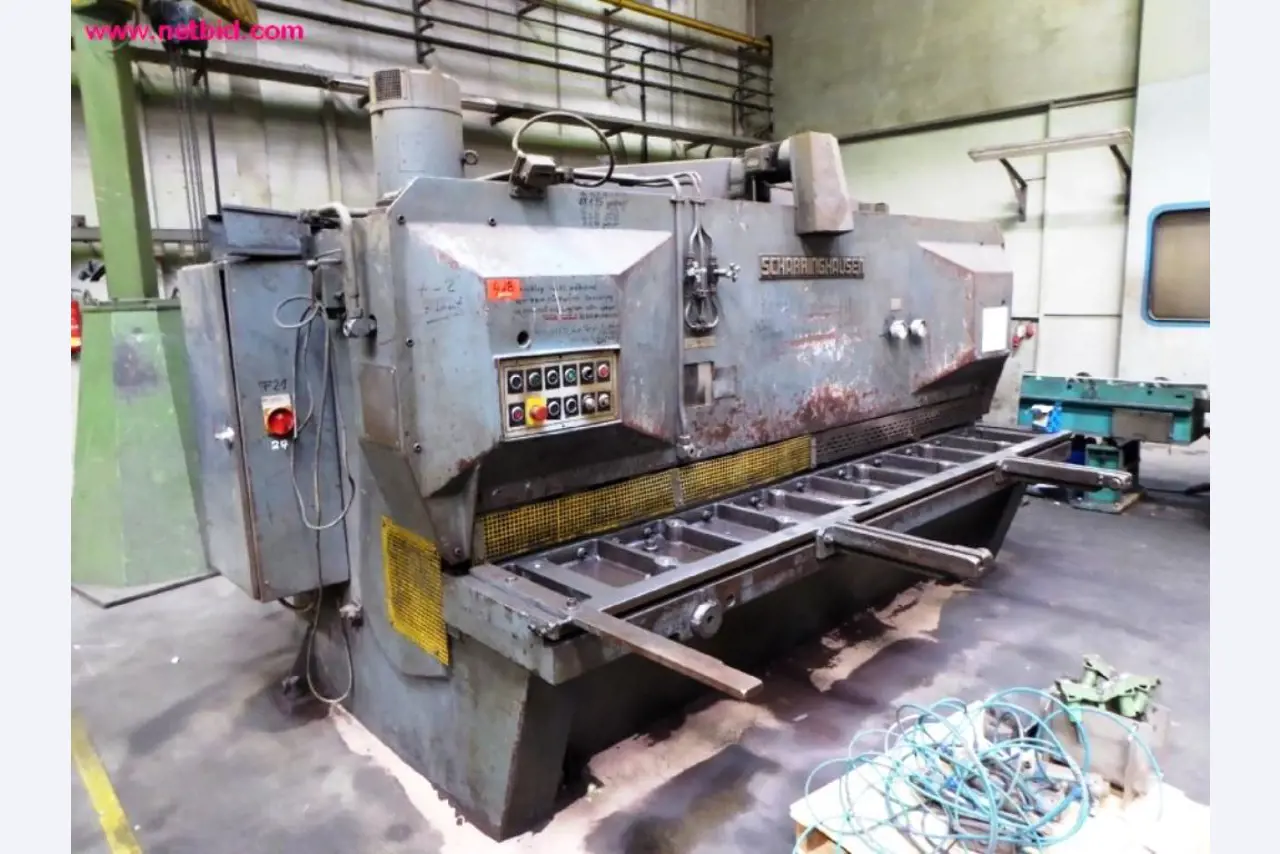 Construction de réservoirs et fabrication de tubes-1