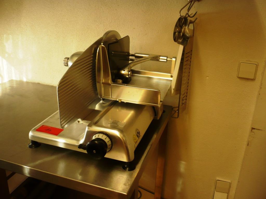 Aparelhos e equipamentos de restauração-1