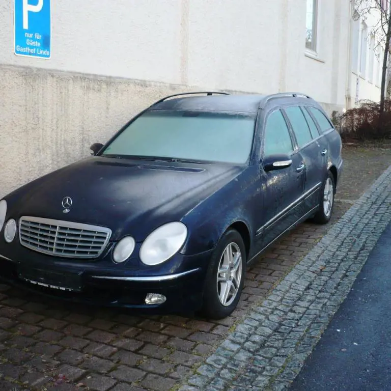 Kombi Daimler Chrysler E240 Touring (211 K)