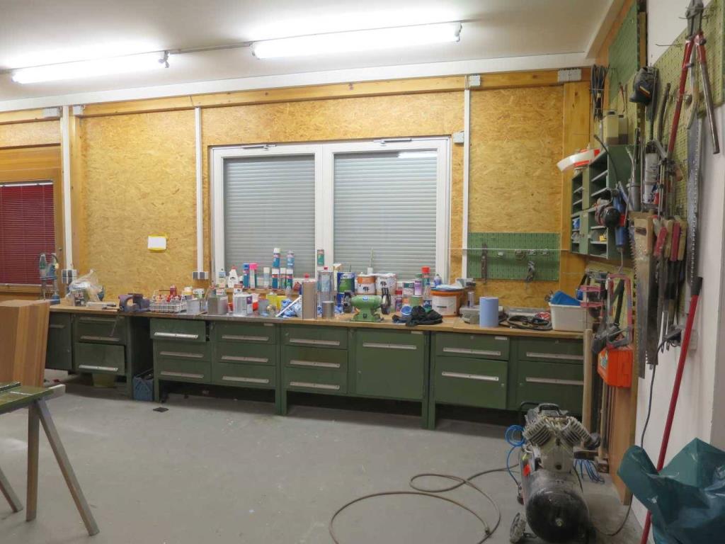 construction machinery and equipment, scaffolding materials, commercial vehicles-1