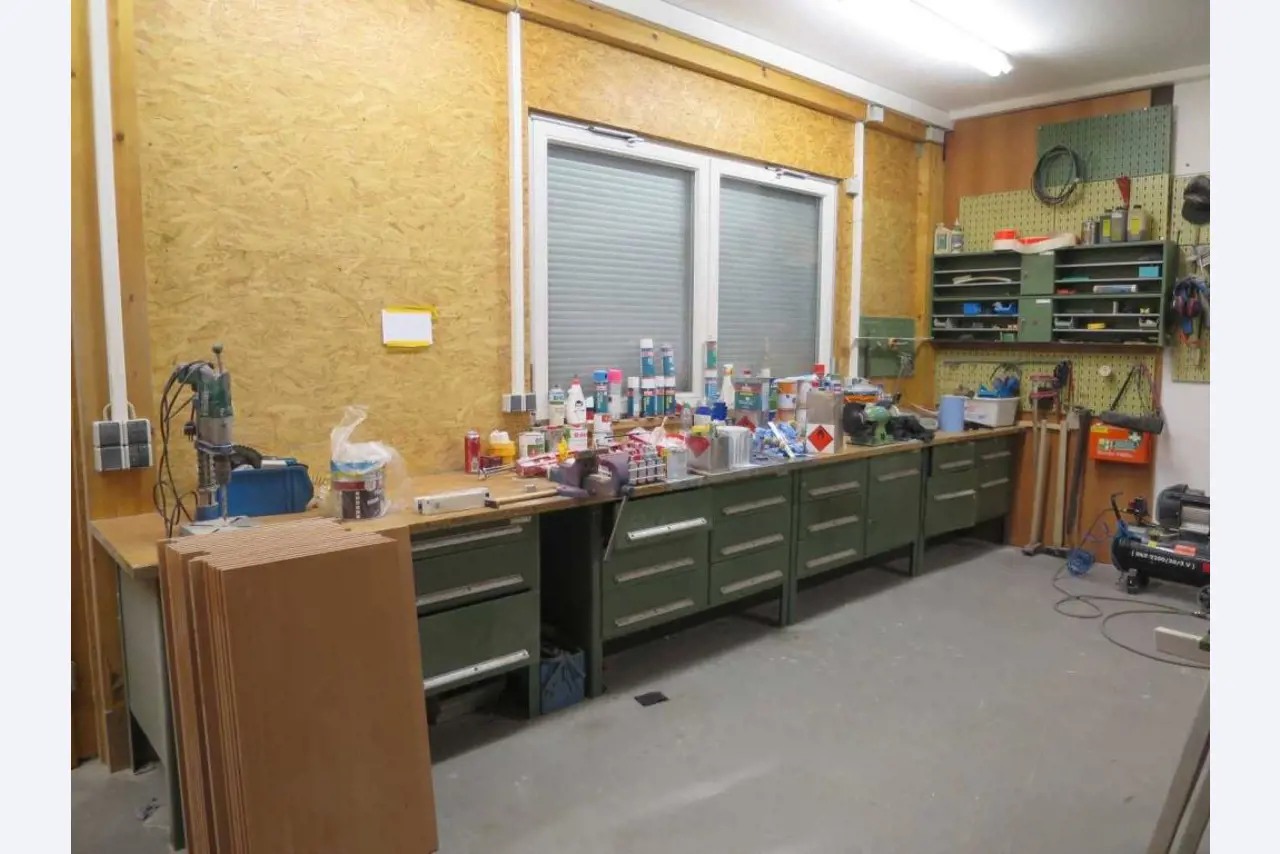 Bouwuitrusting, steigers, bedrijfsvoertuigen-2