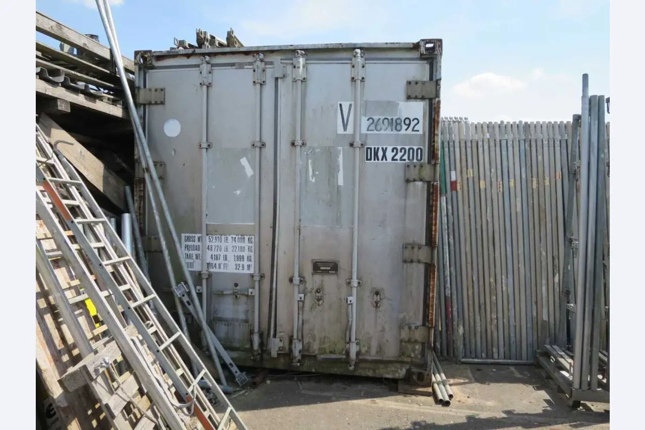 Bouwuitrusting, steigers, bedrijfsvoertuigen-1