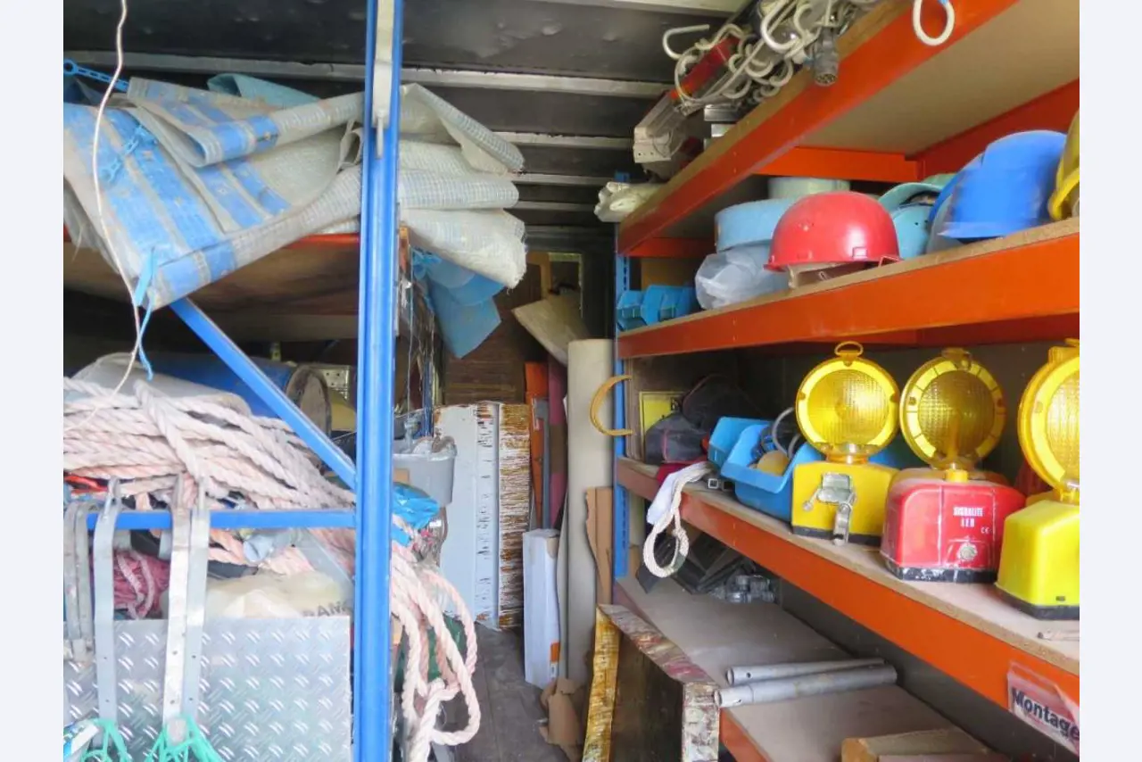 Bouwuitrusting, steigers, bedrijfsvoertuigen-2