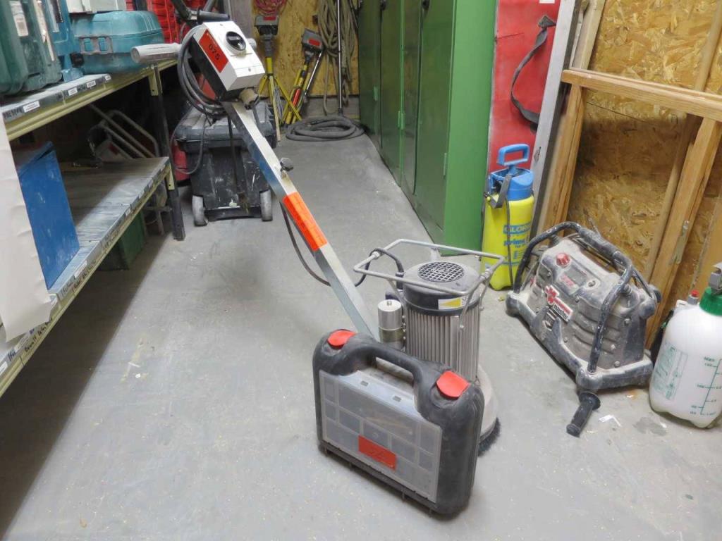 construction machinery and equipment, scaffolding materials, commercial vehicles-1