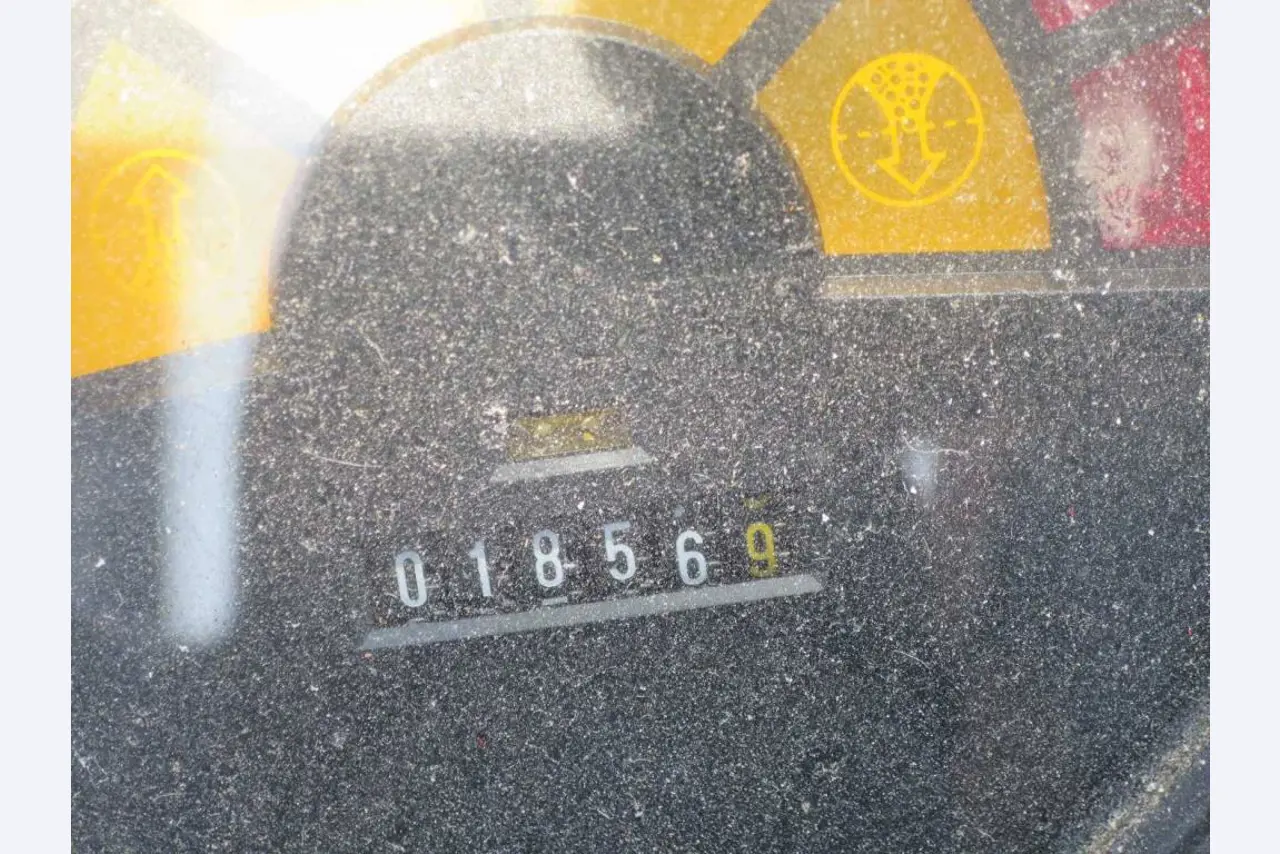 Bouwuitrusting, steigers, bedrijfsvoertuigen-5