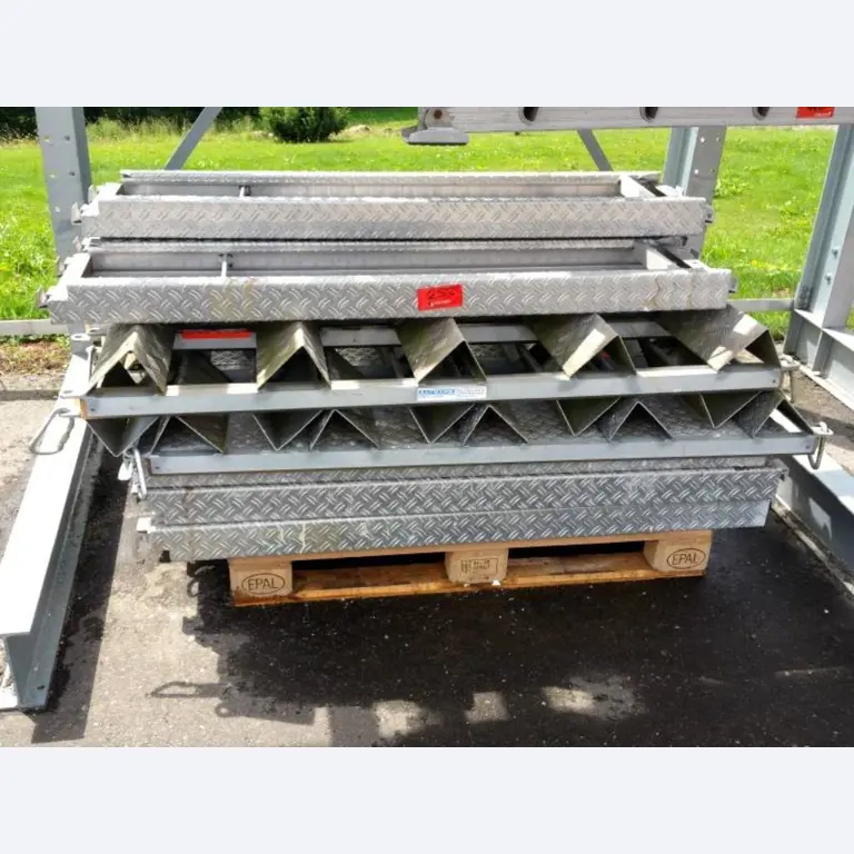 Bouwuitrusting, steigers, bedrijfsvoertuigen-1