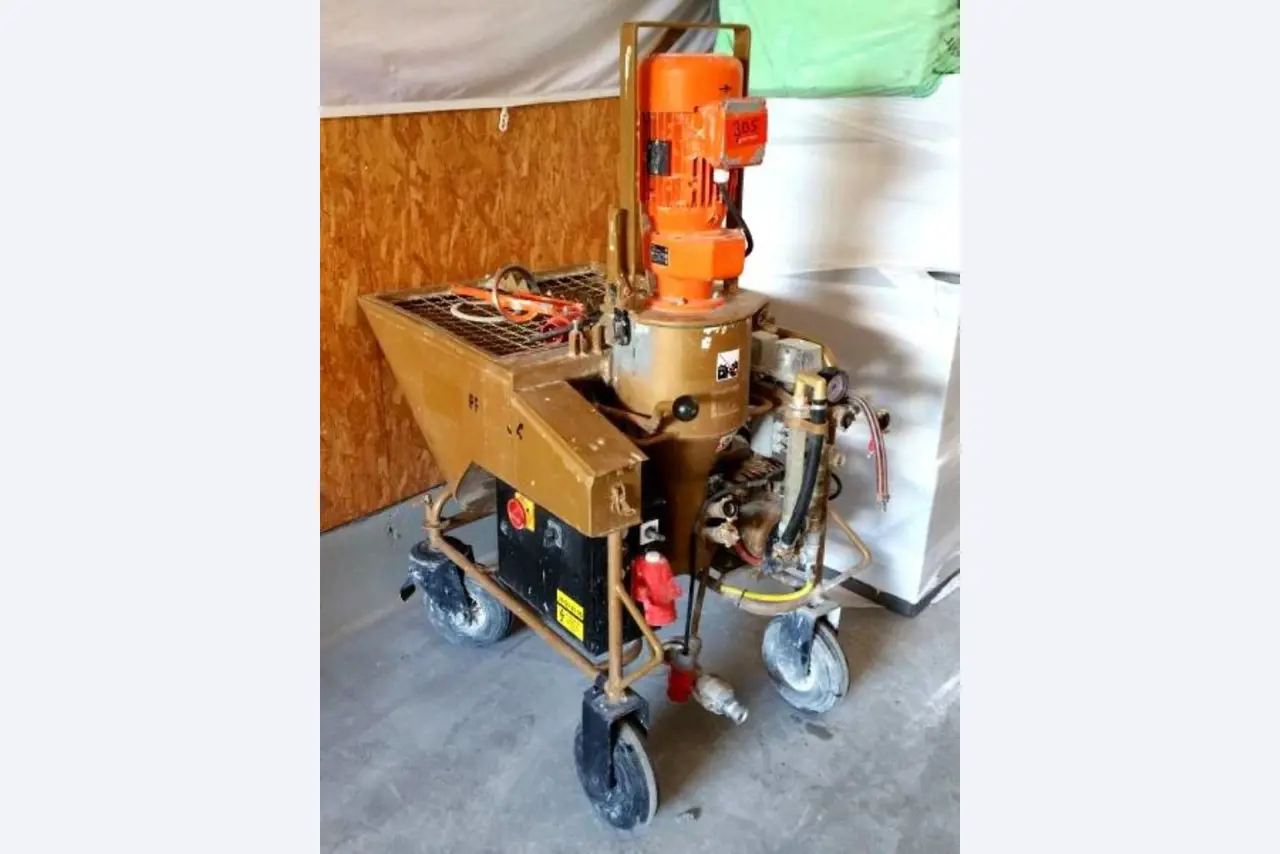 Bouwuitrusting, steigers, bedrijfsvoertuigen-1